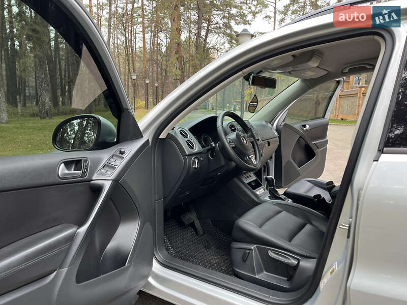Позашляховик / Кросовер Volkswagen Tiguan 2015 в Чернігові фото 23 Позашляховик / Кросовер Volkswagen Tiguan 2015 в Чернігові