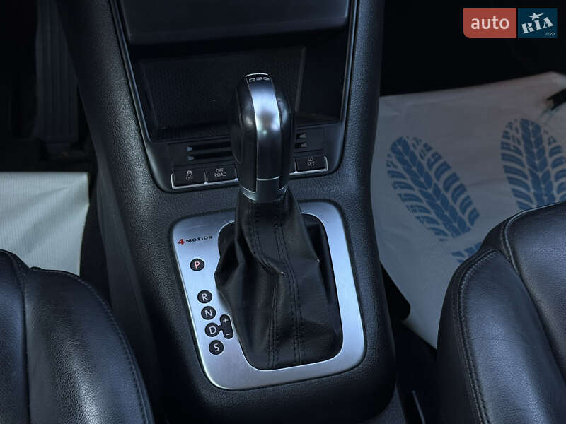 Внедорожник / Кроссовер Volkswagen Tiguan 2011 в Тячеве