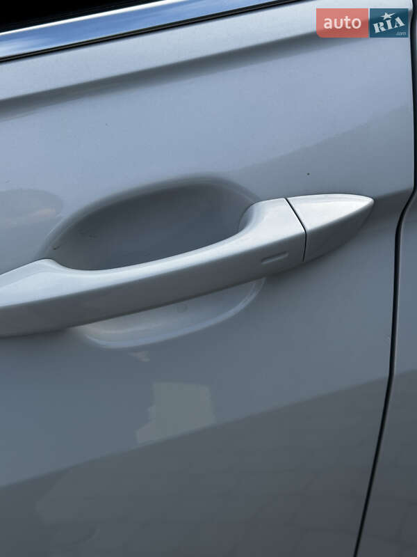 Внедорожник / Кроссовер Volkswagen Tiguan 2018 в Львове