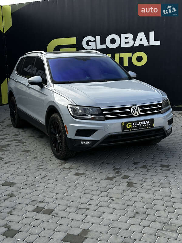 Внедорожник / Кроссовер Volkswagen Tiguan 2018 в Львове