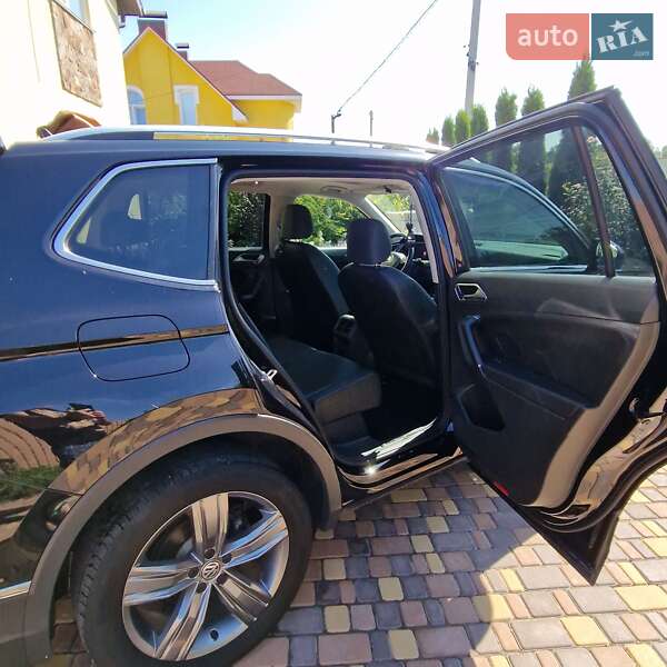 Позашляховик / Кросовер Volkswagen Tiguan 2020 в Києві фото 12 Позашляховик / Кросовер Volkswagen Tiguan 2020 в Києві