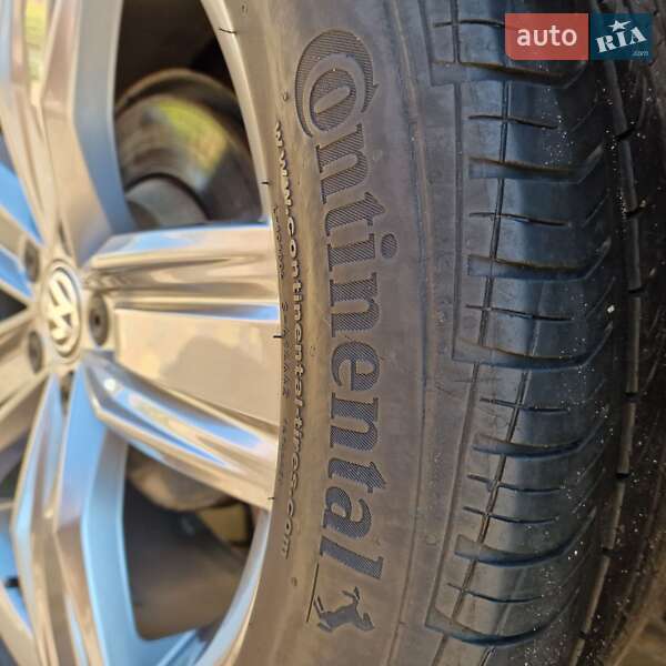 Позашляховик / Кросовер Volkswagen Tiguan 2020 в Києві фото 25 Позашляховик / Кросовер Volkswagen Tiguan 2020 в Києві