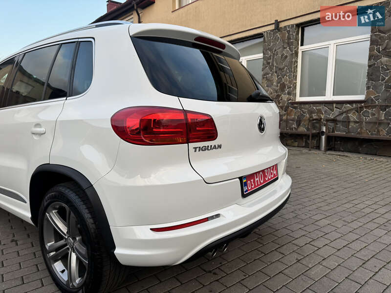 Позашляховик / Кросовер Volkswagen Tiguan 2017 в Володимирі