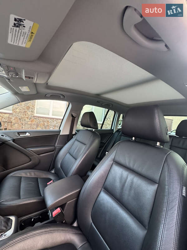 Позашляховик / Кросовер Volkswagen Tiguan 2017 в Володимирі