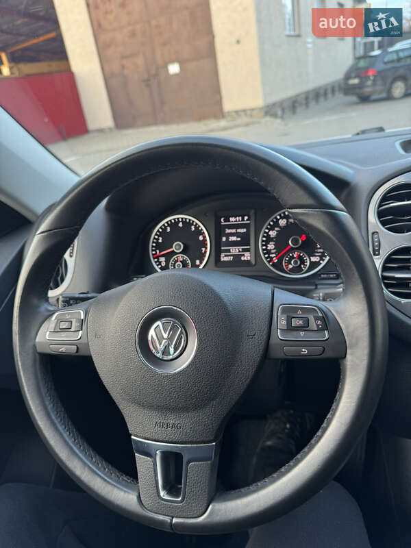Позашляховик / Кросовер Volkswagen Tiguan 2017 в Володимирі