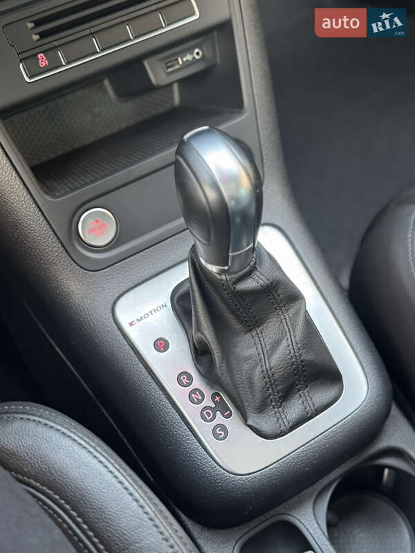 Позашляховик / Кросовер Volkswagen Tiguan 2017 в Володимирі