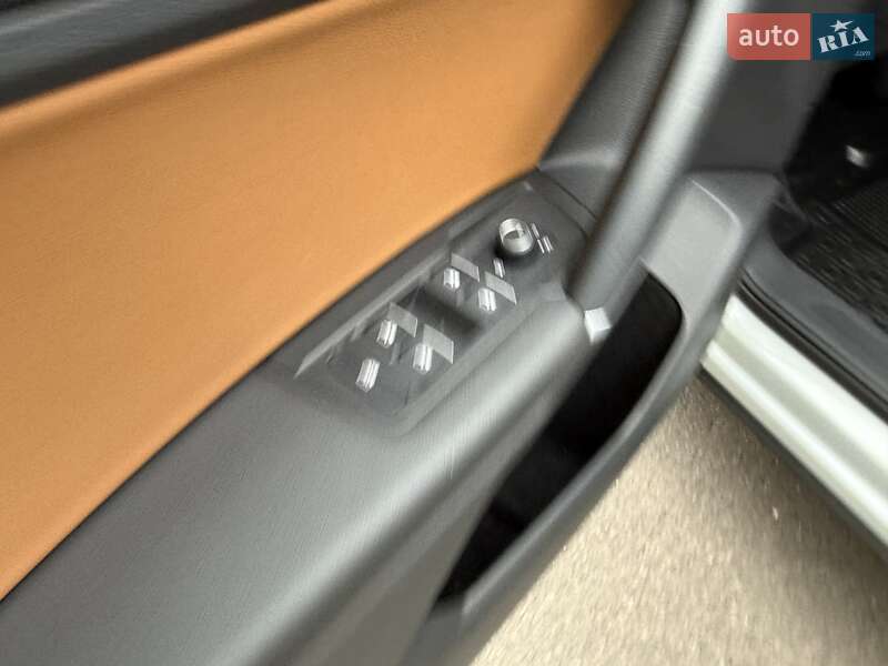 Внедорожник / Кроссовер Volkswagen Tiguan 2018 в Днепре