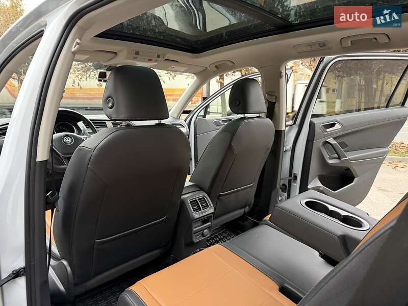 Внедорожник / Кроссовер Volkswagen Tiguan 2018 в Днепре