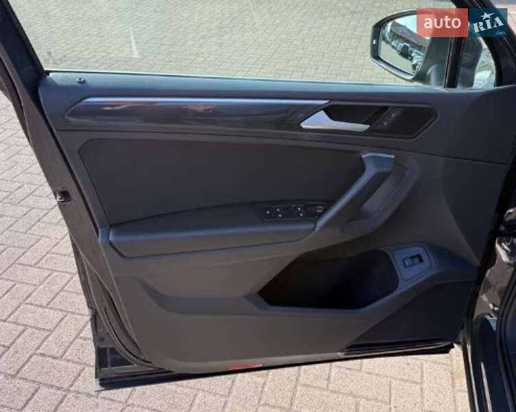 Позашляховик / Кросовер Volkswagen Tiguan 2019 в Києві