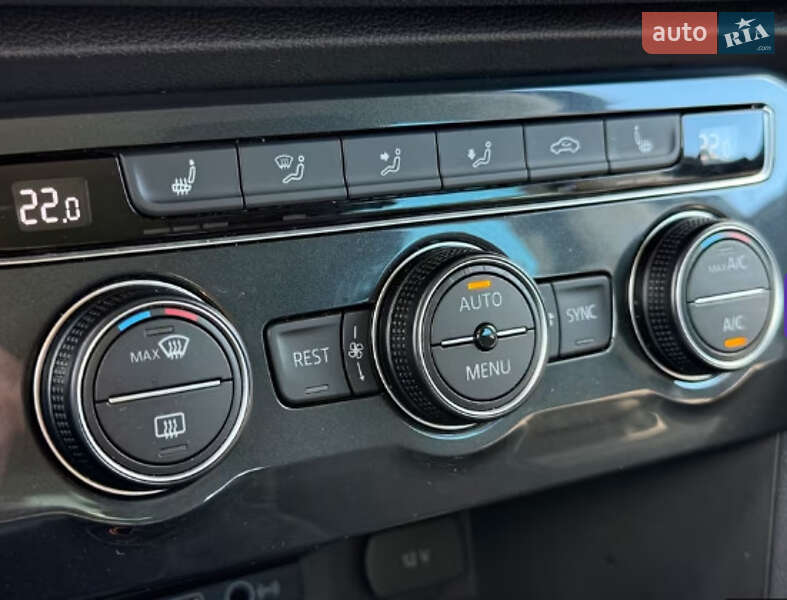 Позашляховик / Кросовер Volkswagen Tiguan 2019 в Києві