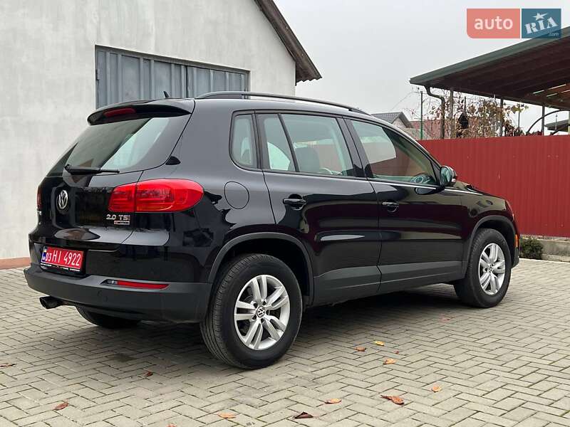 Внедорожник / Кроссовер Volkswagen Tiguan 2015 в Львове