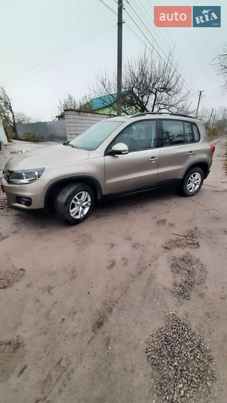 Внедорожник / Кроссовер Volkswagen Tiguan 2011 в Виннице