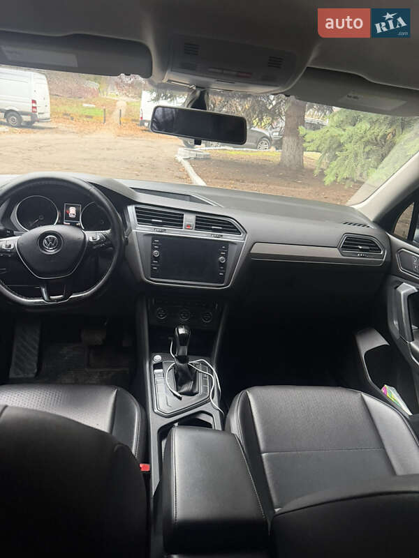 Внедорожник / Кроссовер Volkswagen Tiguan 2018 в Днепре фото 10 Внедорожник / Кроссовер Volkswagen Tiguan 2018 в Днепре