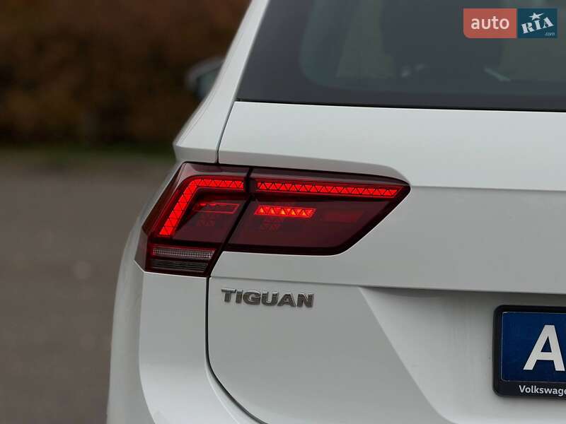 Позашляховик / Кросовер Volkswagen Tiguan 2017 в Кривому Розі
