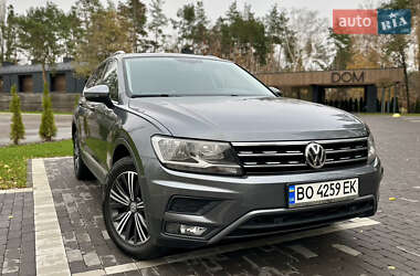 Позашляховик / Кросовер Volkswagen Tiguan 2019 в Києві