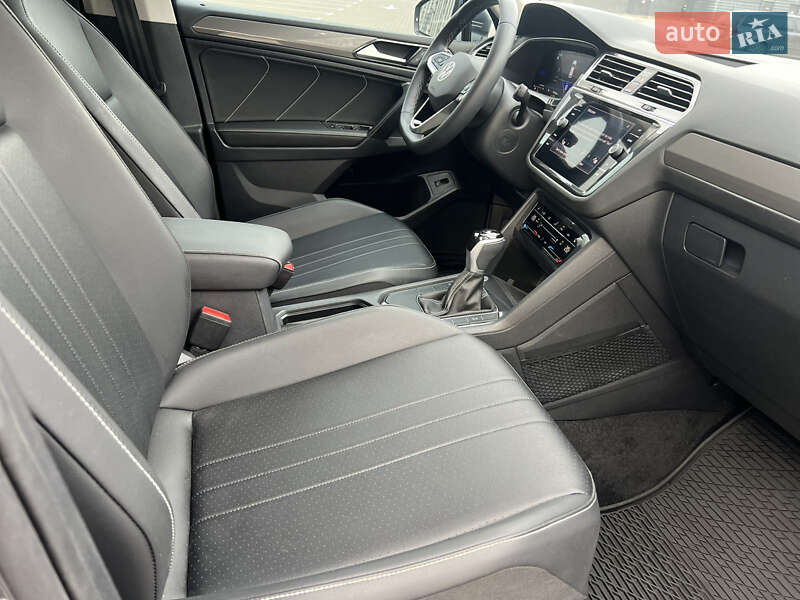 Внедорожник / Кроссовер Volkswagen Tiguan 2024 в Киеве