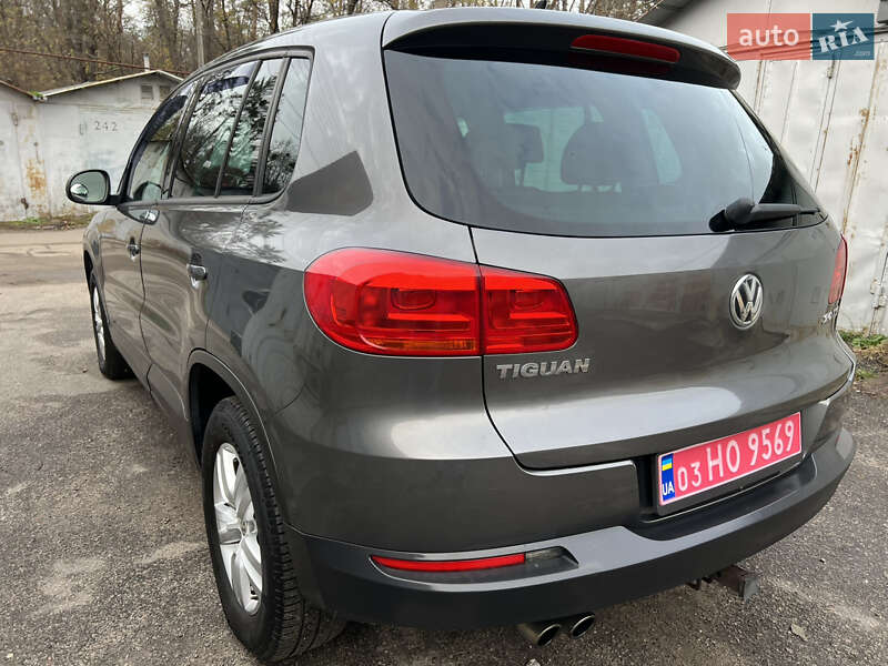 Внедорожник / Кроссовер Volkswagen Tiguan 2012 в Киеве