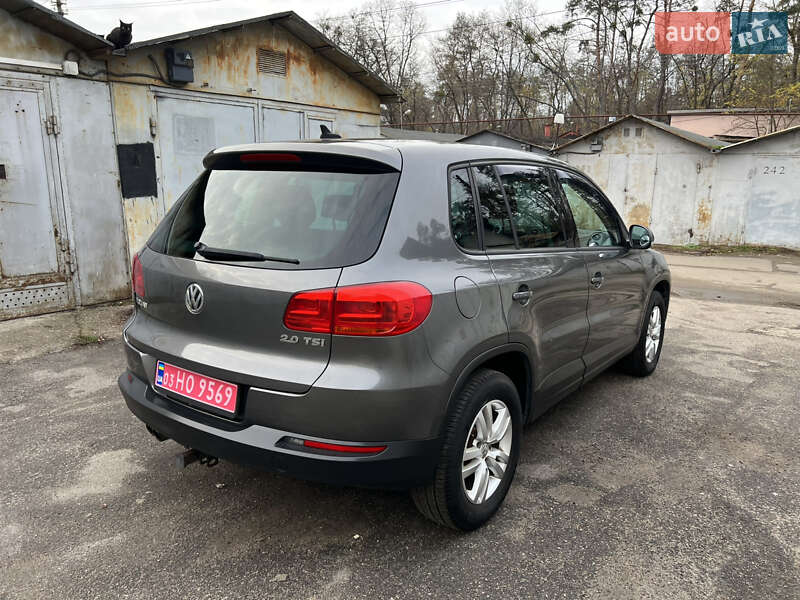 Внедорожник / Кроссовер Volkswagen Tiguan 2012 в Киеве