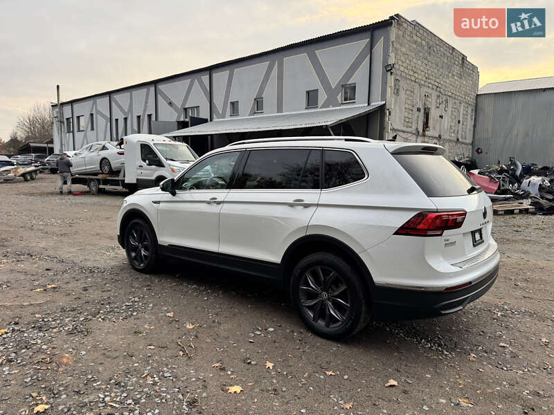 Внедорожник / Кроссовер Volkswagen Tiguan 2023 в Ровно