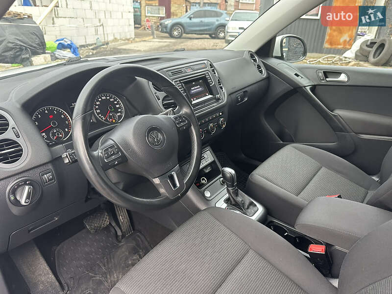 Внедорожник / Кроссовер Volkswagen Tiguan 2016 в Нежине