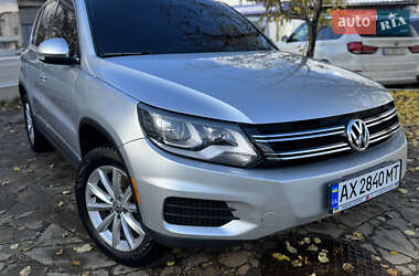 Внедорожник / Кроссовер Volkswagen Tiguan 2016 в Харькове