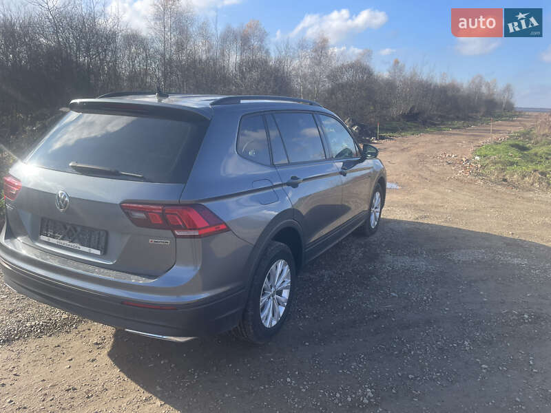 Внедорожник / Кроссовер Volkswagen Tiguan 2020 в Львове