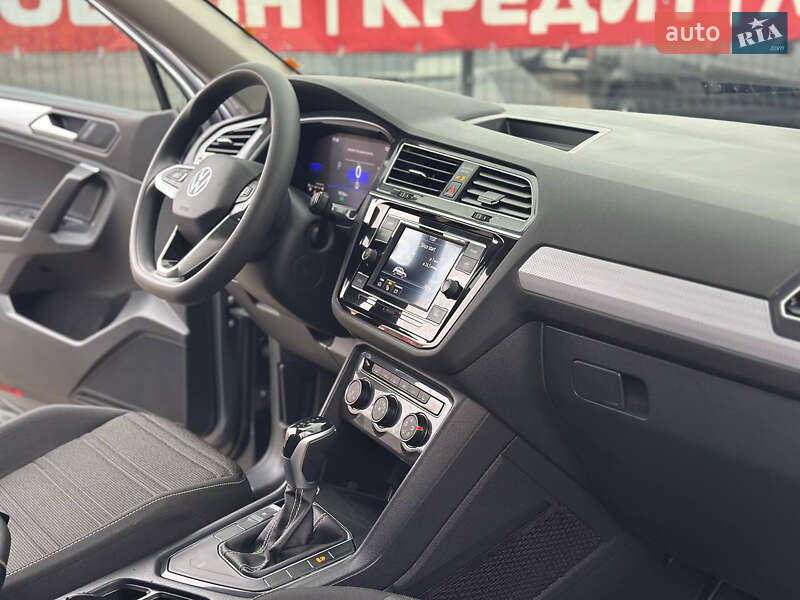 Внедорожник / Кроссовер Volkswagen Tiguan 2022 в Днепре