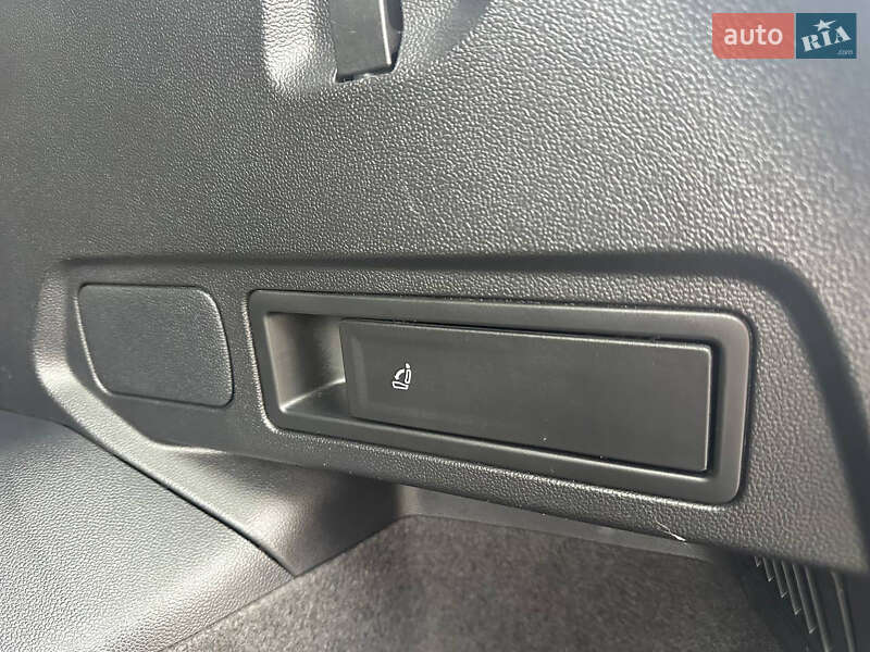 Внедорожник / Кроссовер Volkswagen Tiguan 2022 в Днепре