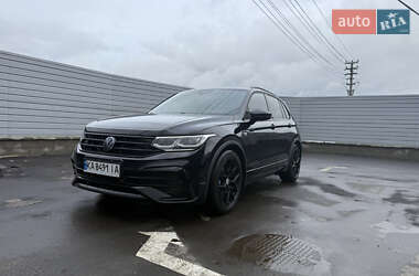 Внедорожник / Кроссовер Volkswagen Tiguan 2021 в Киеве
