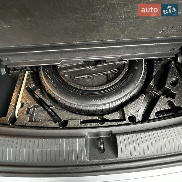 Внедорожник / Кроссовер Volkswagen Tiguan 2019 в Луцке