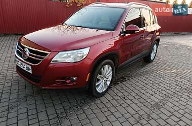 Внедорожник / Кроссовер Volkswagen Tiguan 2011 в Львове