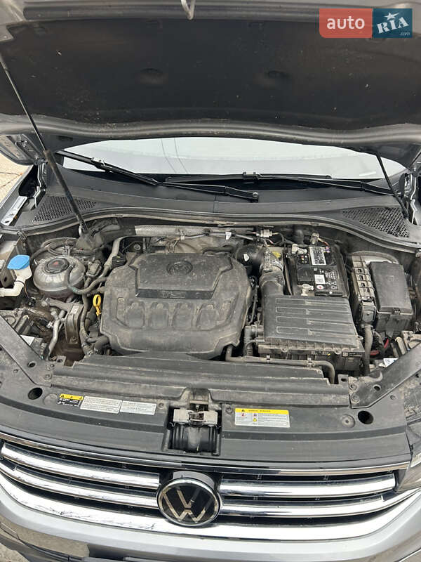 Позашляховик / Кросовер Volkswagen Tiguan 2021 в Полтаві