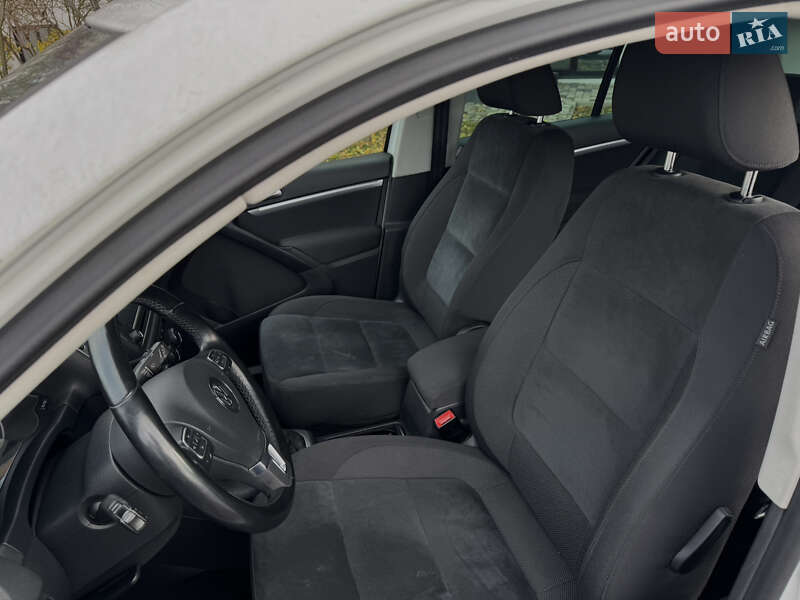 Внедорожник / Кроссовер Volkswagen Tiguan 2015 в Киеве