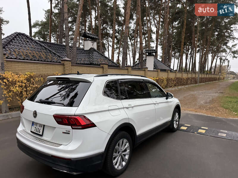 Внедорожник / Кроссовер Volkswagen Tiguan 2018 в Полтаве