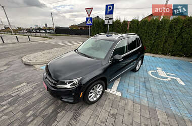 Внедорожник / Кроссовер Volkswagen Tiguan 2017 в Луцке