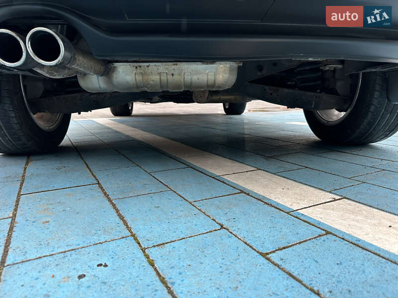 Внедорожник / Кроссовер Volkswagen Tiguan 2017 в Луцке