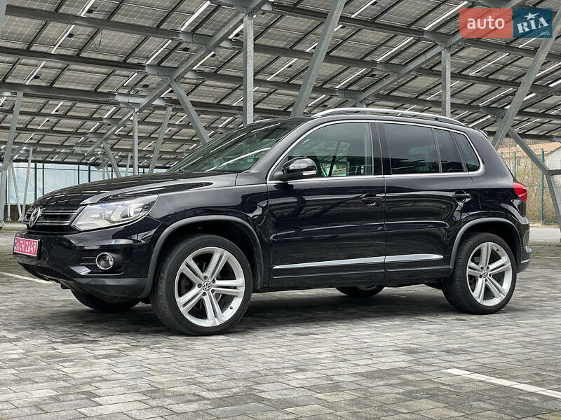 Внедорожник / Кроссовер Volkswagen Tiguan 2015 в Львове