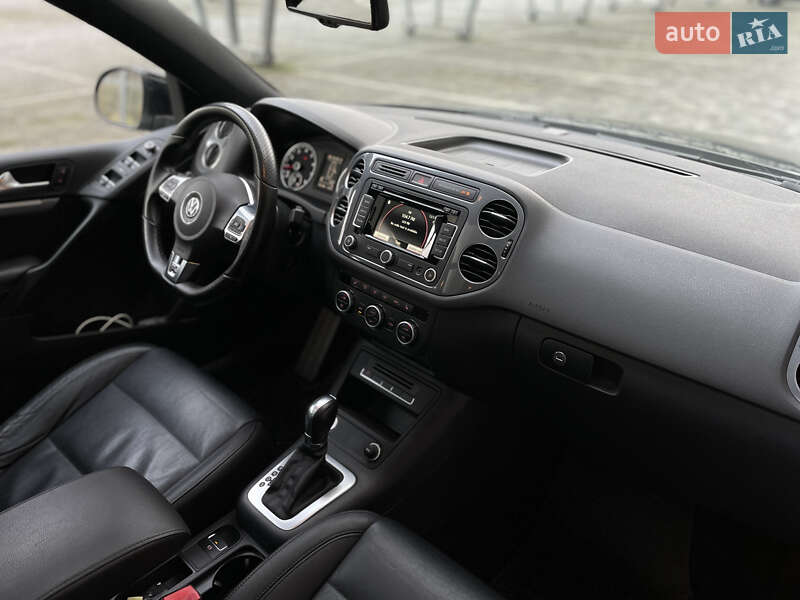 Внедорожник / Кроссовер Volkswagen Tiguan 2015 в Львове
