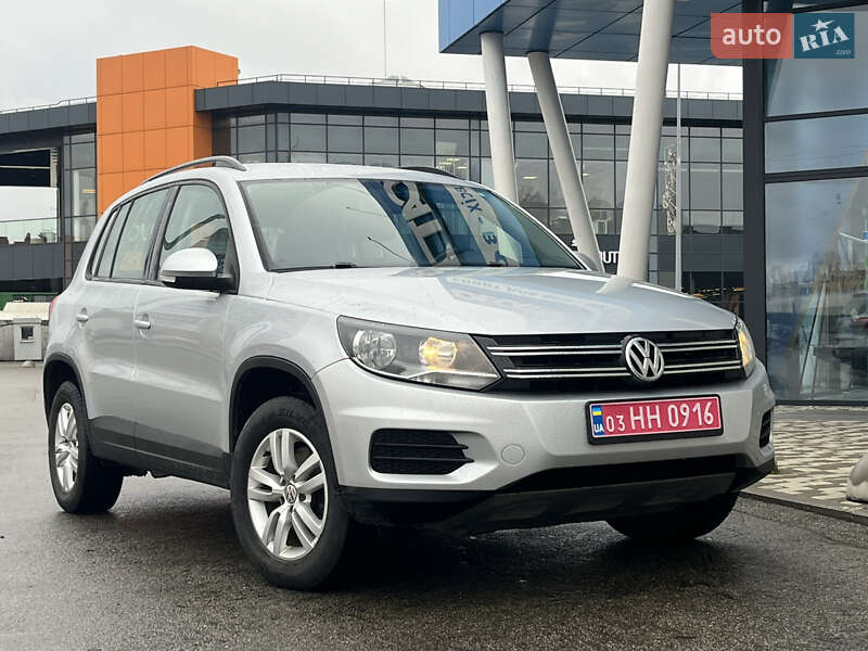 Внедорожник / Кроссовер Volkswagen Tiguan 2017 в Киеве