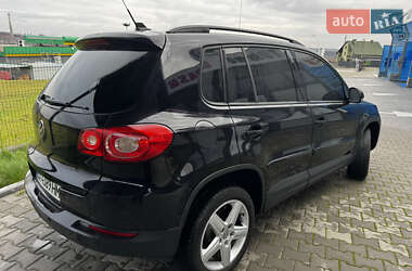 Позашляховик / Кросовер Volkswagen Tiguan 2009 в Кам'янець-Подільському