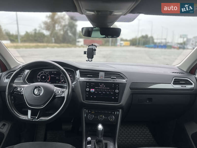 Внедорожник / Кроссовер Volkswagen Tiguan 2018 в Киеве