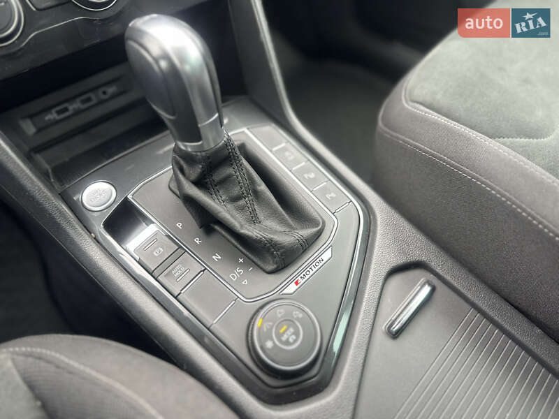 Внедорожник / Кроссовер Volkswagen Tiguan 2018 в Киеве