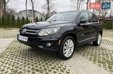 Позашляховик / Кросовер Volkswagen Tiguan 2015 в Харкові