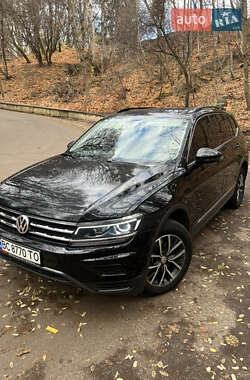Внедорожник / Кроссовер Volkswagen Tiguan 2019 в Львове