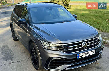 Позашляховик / Кросовер Volkswagen Tiguan 2021 в Києві