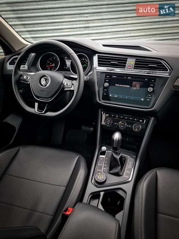 Внедорожник / Кроссовер Volkswagen Tiguan 2020 в Кременчуге фото 16 Внедорожник / Кроссовер Volkswagen Tiguan 2020 в Кременчуге