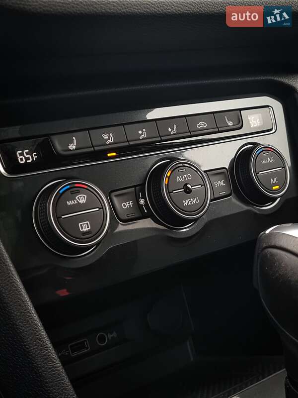 Внедорожник / Кроссовер Volkswagen Tiguan 2020 в Кременчуге фото 19 Внедорожник / Кроссовер Volkswagen Tiguan 2020 в Кременчуге