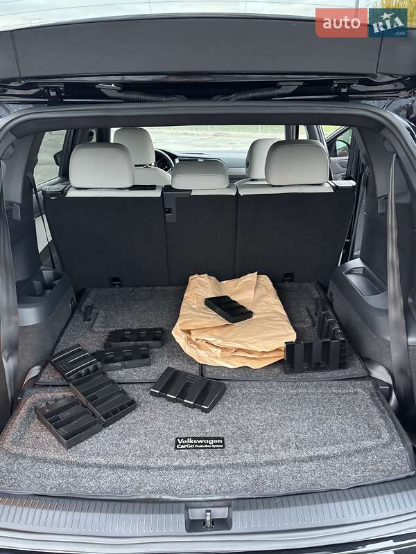 Позашляховик / Кросовер Volkswagen Tiguan 2019 в Дніпрі