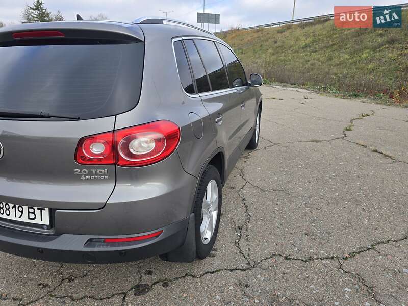 Позашляховик / Кросовер Volkswagen Tiguan 2010 в Благовіщенську фото 7 Позашляховик / Кросовер Volkswagen Tiguan 2010 в Благовіщенську