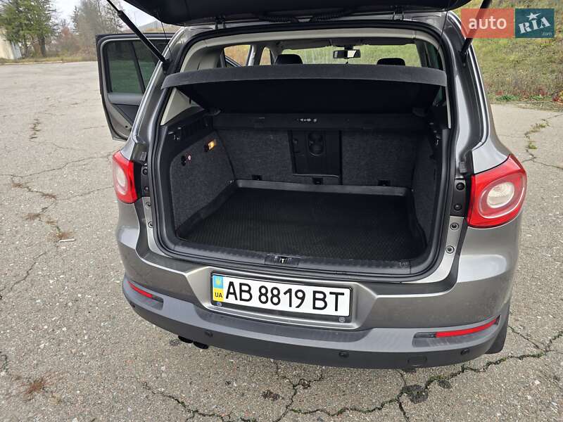 Позашляховик / Кросовер Volkswagen Tiguan 2010 в Благовіщенську фото 13 Позашляховик / Кросовер Volkswagen Tiguan 2010 в Благовіщенську